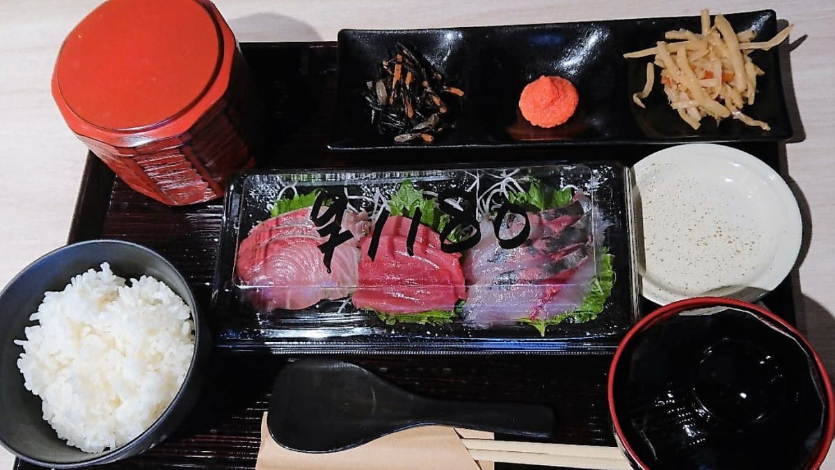 SUSHI板前バル LIVE・FISH・MARKET
