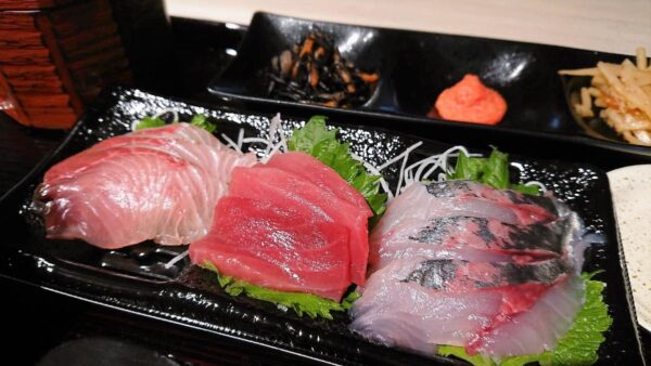 SUSHI板前バル LIVE・FISH・MARKET