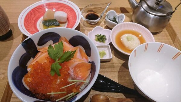 小割烹 おはし